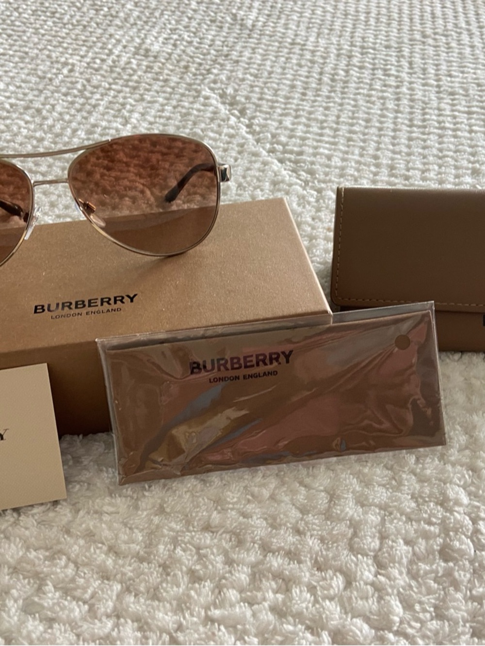 Burberry Gold Frame with Brown Lenses no scratches never worn authentic B